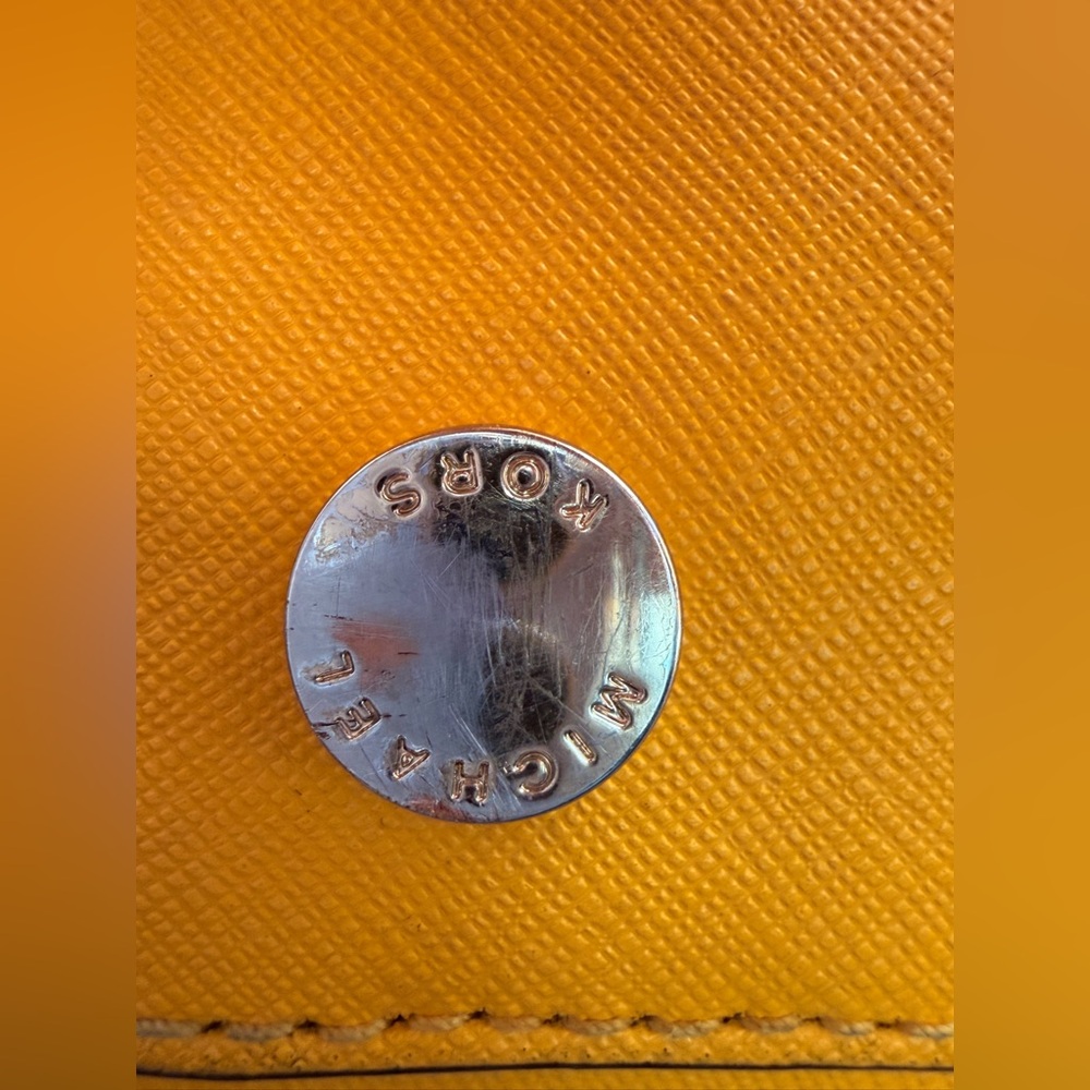 💛 Michael Kors Selma Medium Satchel – Yellow / Saffiano Leather 💛 - Picture 5 of 16